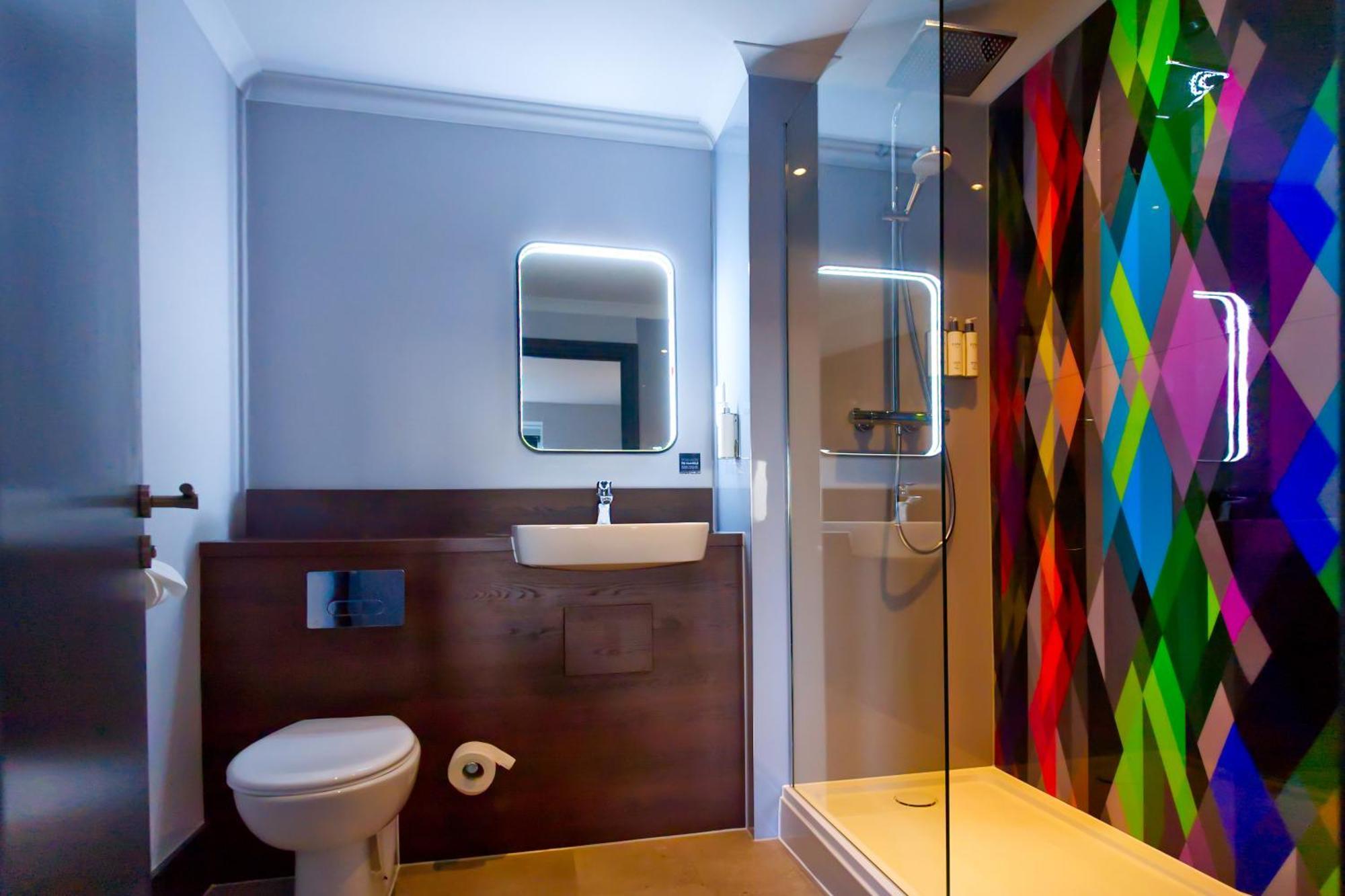 Village Hotel Cardiff Ngoại thất bức ảnh